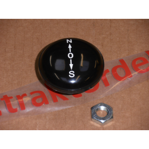 PTO-hndtags-knop med kontramtrik, alle Bukh med denne type knop.