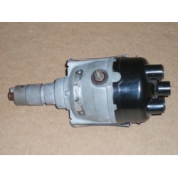 Strmfordeler til Ferguson 31. Renoveret med ny platiner, kondensator, rotor, dksel, fjedre +leje. 