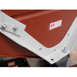 AFHENTNINGSPRIS: Skrmplade-st til Ferguson og MF35, MF65 samt andre modeller. St med 2 stk.