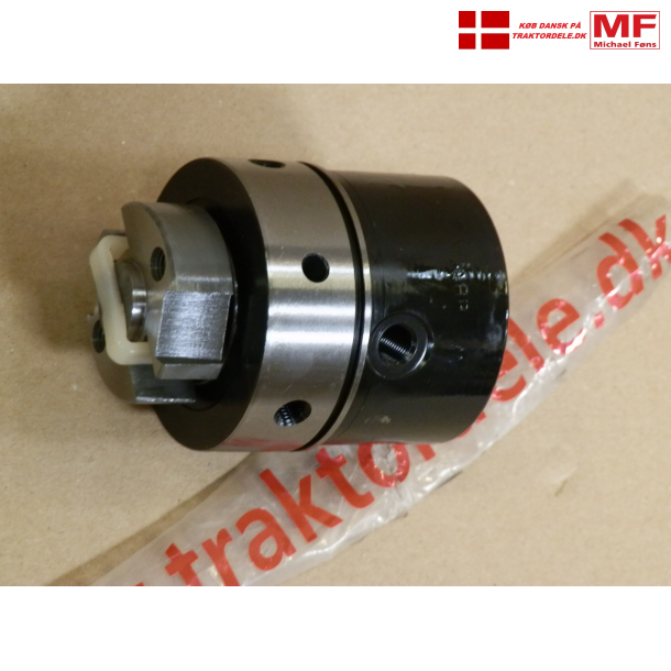 Rotorpumpe-fordeler, MF135 og Perkins AD3.152. Leveres uden ladepumpeblade.