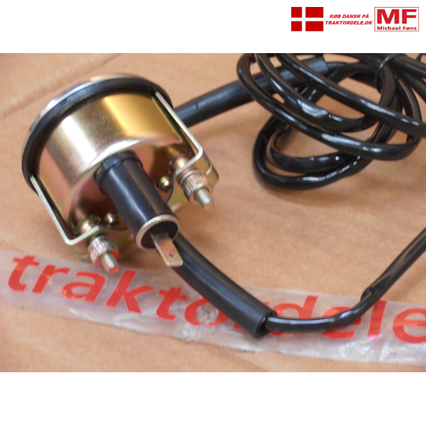 Varmemler med beige-farvet skalabund og M10 fler-tilslutning og 1800mm fler-kabel.