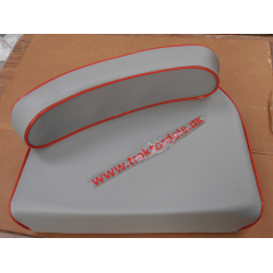 S�depude-s�t i lysegr�, til Ferguson35 Guldfugl. Restaurerings-kvalitet.