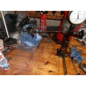 Skift af dysespids, samt justering af tryk. Arbejds-ln! Fordson, Perkins- og Standard diesel