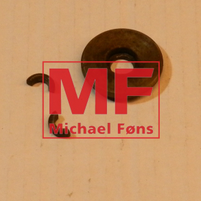 BRUGT Ventil-ls og skive, til udstdningsventil, MF35Benzin og Standard23C-diesel